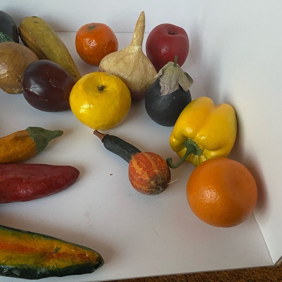 31 pieces Fake Prop Food Display Faux Fruit And Vegetables Mushroom Avocado - Picture 5 of 15